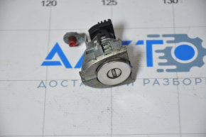 Front left lock cylinder Nissan Versa 12-13 usa