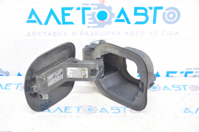 Fuel filler door with housing Cadillac CTS 14-19