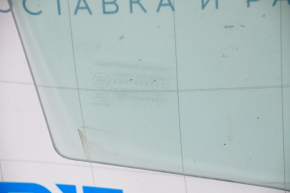 Front right door glass for Mazda CX-7 06-12