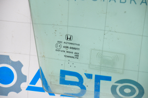 Front right door glass for a Honda CRV 12-16