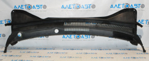 Windscreen wiper grille plastic Kia Sorento 16-20 broken