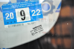Windshield Nissan Rogue 14-18 sand, air on the edge
