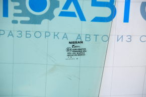 Front left door glass Nissan Versa 12-18 usa