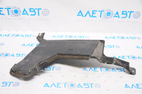Left radiator deflector Nissan Leaf 11-12 fractures