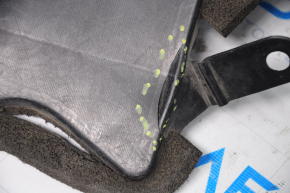 Left radiator deflector Nissan Leaf 11-12 fractures