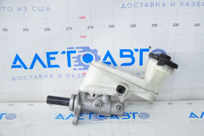 Master brake cylinder with reservoir Honda Accord 13-17 with cover