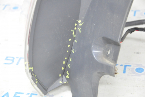 Light outer wing left Nissan Rogue 14-16 chip on glass, crack on body