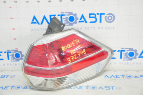 Light outer wing right Nissan Rogue 14-16 chip on glass, crack on body