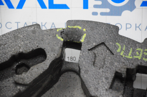 Foam plastic under the VW Beetle 12-19 tool is crushed, tears