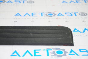 Door sill trim outer rear right Infiniti G25 G35 G37 4d 06-09 scratches