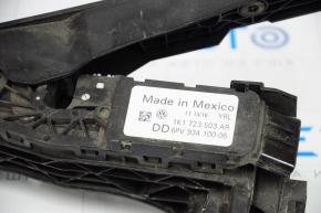 Gas pedal VW Passat b8 16-19 USA broken fasteners