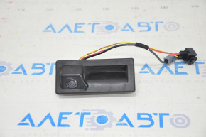 Rear view camera with handle and trunk release button VW Tiguan 18-24 with washer