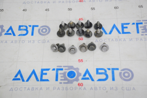 Ford Focus mk3 11-18 wing hardware incomplete