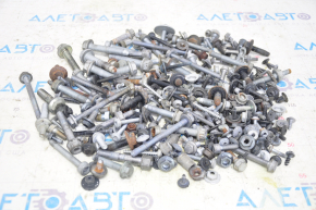 Hardware for underhood space VW Tiguan 18-24 incomplete