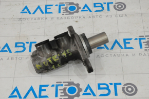 Brake master cylinder without reservoir Nissan Versa Note 13-19 automatic transmission