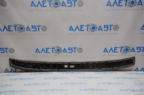 Rear bumper molding central VW Jetta 19-21 chrome