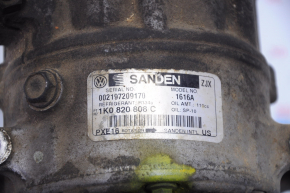 Air conditioning compressor VW Passat b7 12-15 USA 2.5 wedge, for spare parts