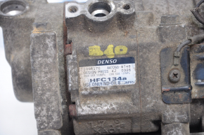 Subaru b10 Tribeca air conditioner compressor with bracket