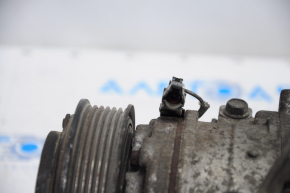 Subaru b10 Tribeca air conditioner compressor with bracket