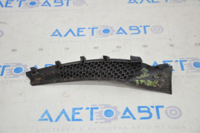 Right wiper grille seal Infiniti JX35 QX60 13-15 broken fastener