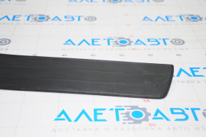 Door sill trim rear right outer Nissan Altima 13-18 black, scratches