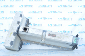 Chevrolet Volt 11-12 VVB housing bent fasteners
