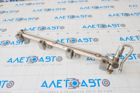 Fuel rail VW Passat b8 16-19 USA 3.6 upper