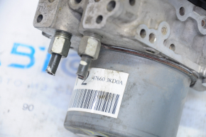 ABS Nissan Pathfinder 13-20 FWD, top cover dented