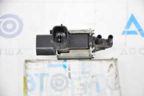 Infiniti JX35 QX60 13-19 Vacuum System Valve