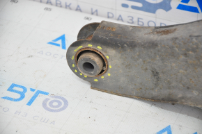 Lower arm under the spring rear right Infiniti JX35 QX60 13 - torn silent block