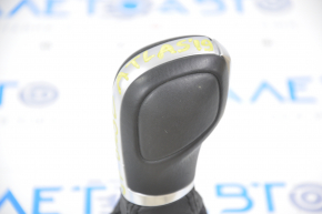 Gear knob VW Atlas 18-21 leather black, scratches on leather