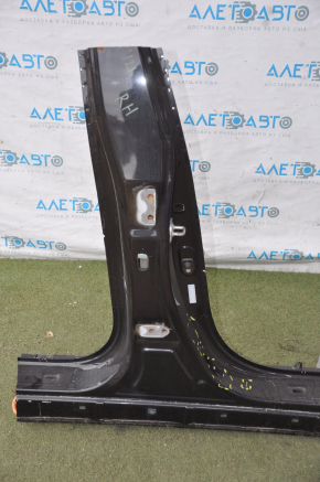 Front right quarter Kia Optima 11-16 black with central pillar, sawn off roof pillar, butts