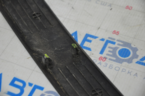Upper rear bumper trim Ford Explorer 18-19 rest, structure, scratch, breakage of the fastener