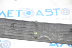 Upper rear bumper trim Ford Explorer 18-19 rest, structure, scratch, breakage of the fastener