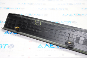 Door sill trim front left Chevrolet Camaro 16-23 convertible exterior, black, broken crepe, scratches