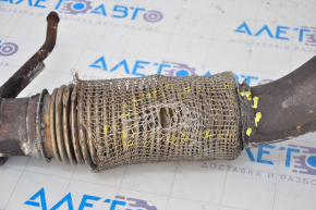 Ford Explorer 11-19 3.5 exhaust pipe is crushed, mesh is torn