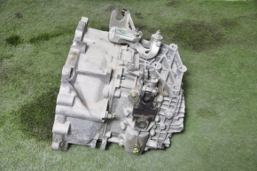 Manual transmission assembly Jeep Compass 17-20 2.4 C635 FWD 6st 37k, plug crack