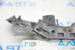 Front bumper mount left outer Volvo XC90 16-23 breakage of mount