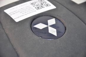 Mitsubishi Galant 2004-2006 black steering wheel airbag, emblem defect