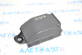 Volvo XC90 Interior Fuse Box 16-22 with Cover