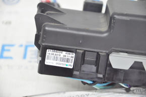 Volvo XC90 Trunk Fuse Box 16-22