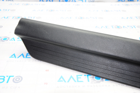 Door sill trim front left Hyundai Sonata 11-15 black, scratches