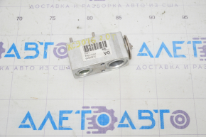 Volvo XC90 16-23 Air Conditioner Heater Valve