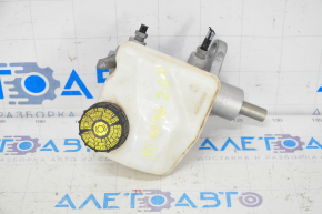 Brake master cylinder with reservoir Volvo XC90 16-22 T5, T6 with cover