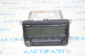 Radio tape recorder VW Jetta 15-18 USA water damage, for spare parts