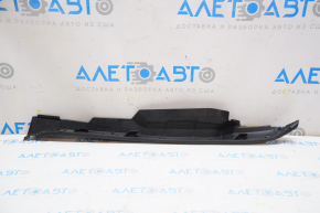 Seal wing hood-wing left Lexus CT200h 11-17