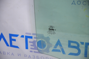 Glass of the rear right door Ford Escape MK3 13-19 without tinting, scratches