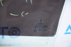 Glass of the front left door Lincoln MKZ 13-20 triplex, scratches