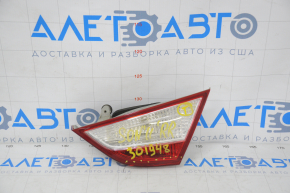Light inside trunk lid right Hyundai Sonata 11-14 crack