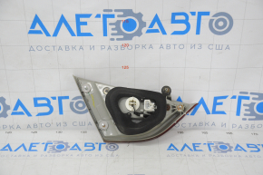 Light inside trunk lid right Hyundai Sonata 11-14 crack